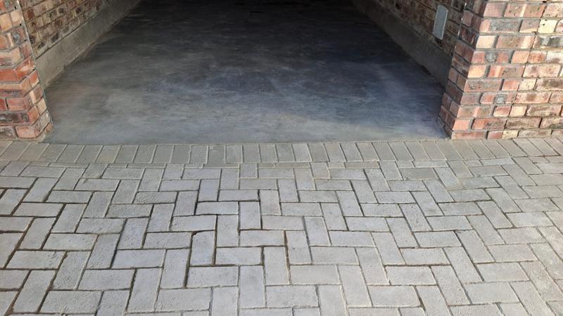 3 Bedroom Property for Sale in Dana Bay Western Cape